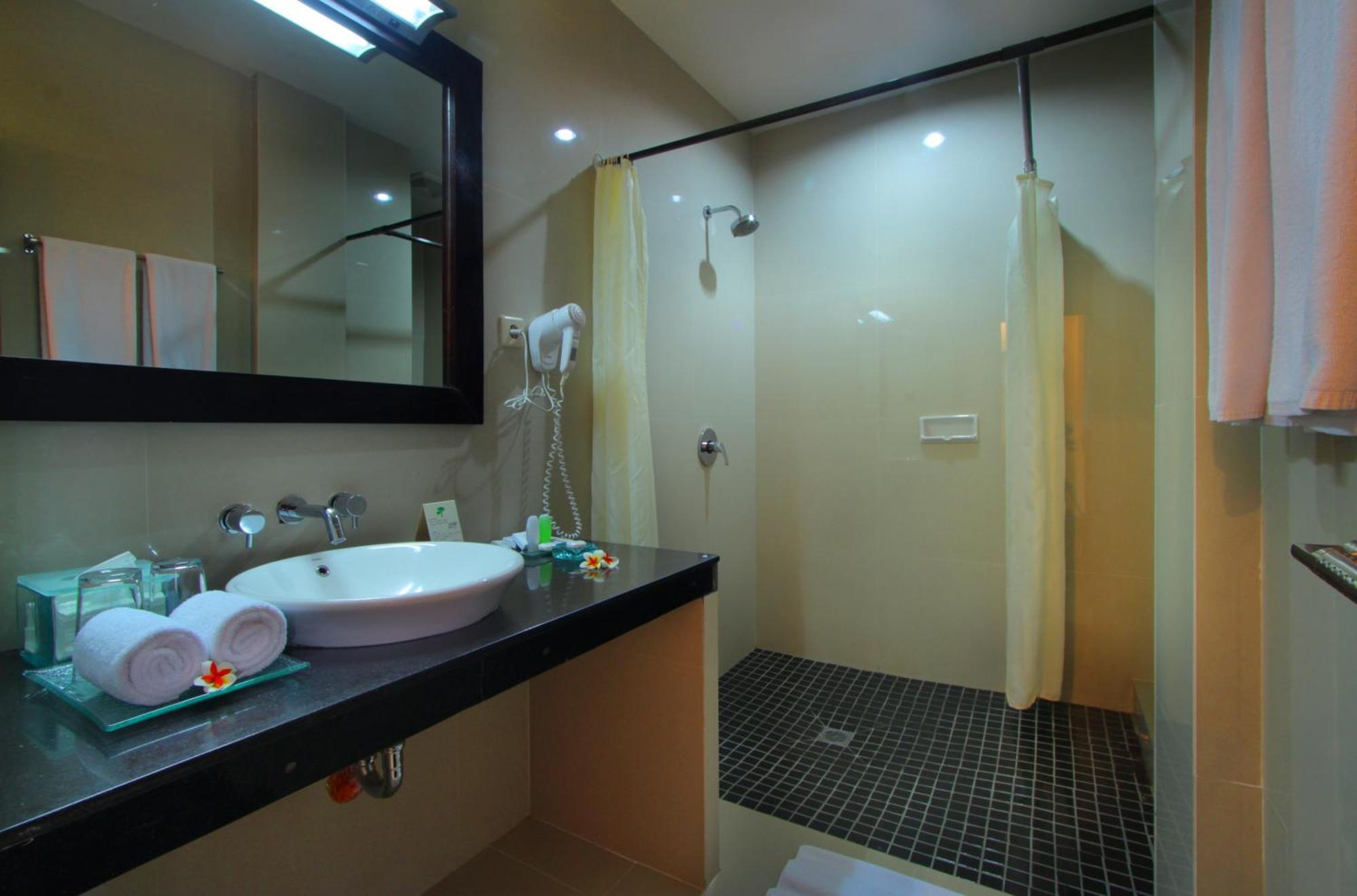 Adi Dharma Hotel Legian Εξωτερικό φωτογραφία